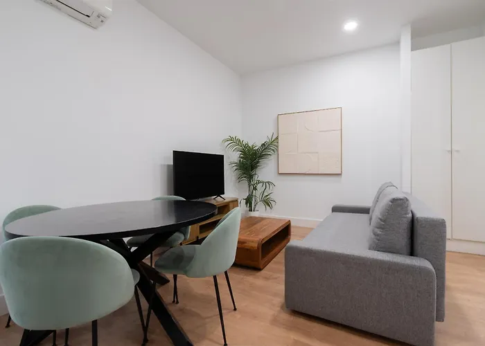 Apartamentos Reformados En Metro Pacifico Alquiler Temporal