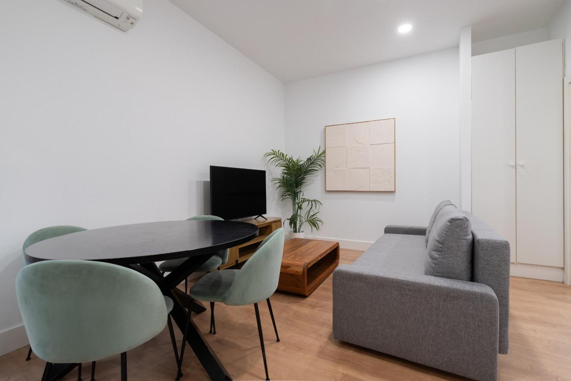 Apartment Reformados En Metro Pacifico Alquiler Temporal Madrid